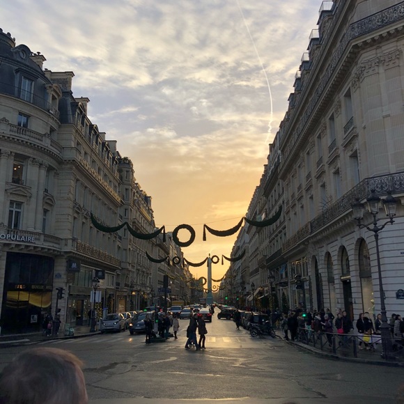 Meet your Posher, Joelle - Picture 1 of 1